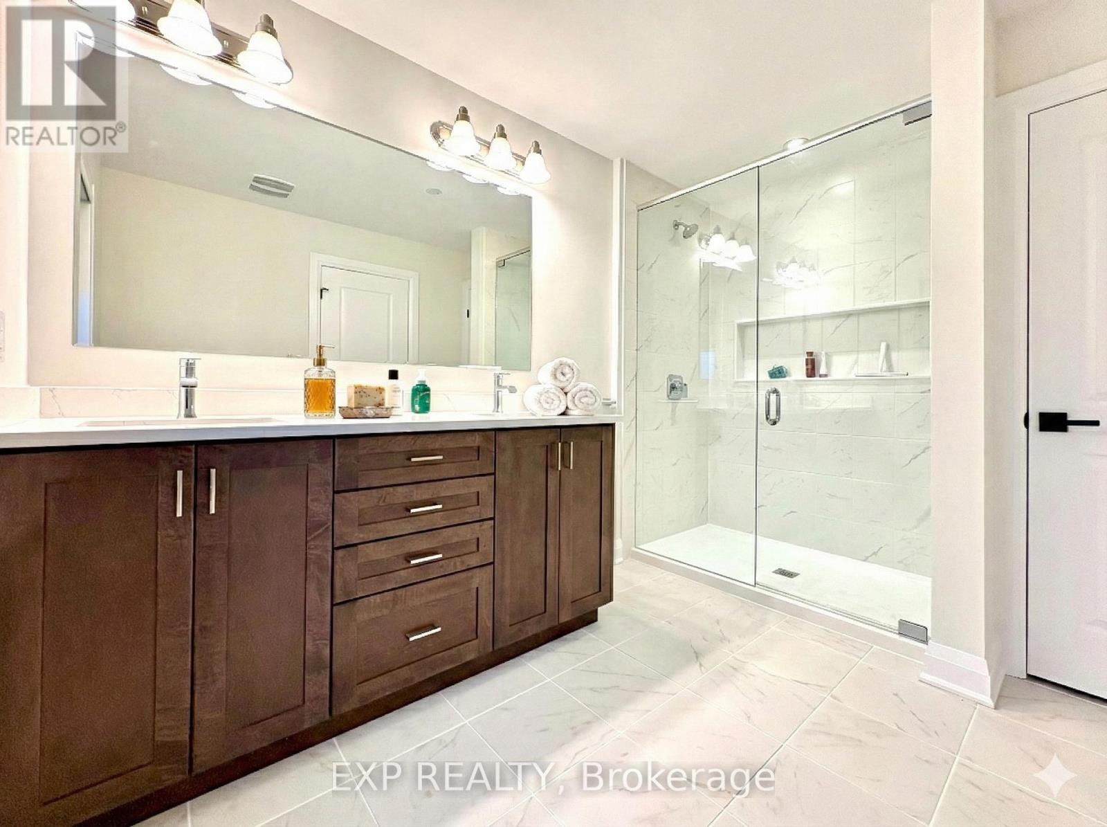 6 Dominique Street, Kitchener, Ontario  N2E 0K4 - Photo 15 - X12813906