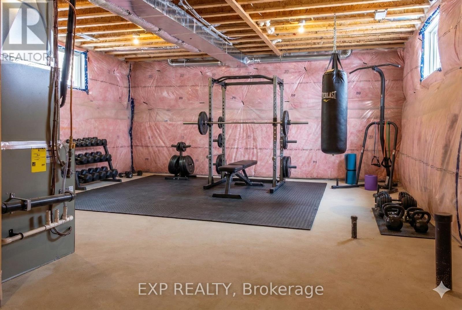 6 Dominique Street, Kitchener, Ontario  N2E 0K4 - Photo 22 - X12813906