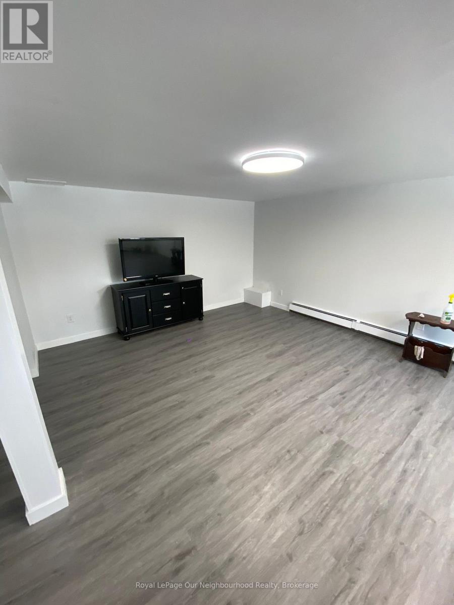 Basement - 5749 Summer Street, Niagara Falls, Ontario  L2G 1M5 - Photo 6 - X12813908