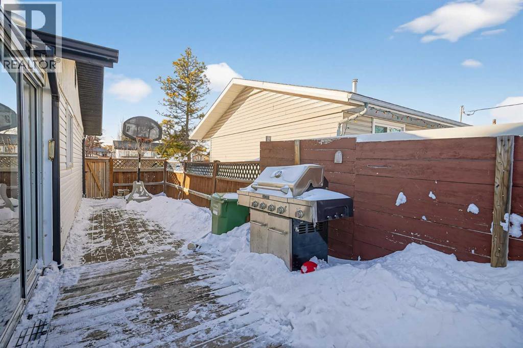 1028 Penrith Crescent Se, Calgary, Alberta  T2A 2H7 - Photo 33 - A2286757