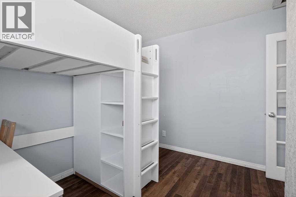 1028 Penrith Crescent Se, Calgary, Alberta  T2A 2H7 - Photo 23 - A2286757