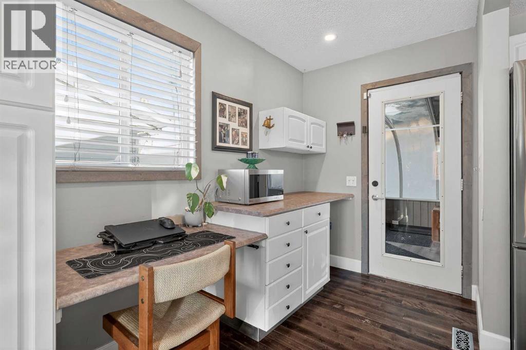 1028 Penrith Crescent Se, Calgary, Alberta  T2A 2H7 - Photo 24 - A2286757