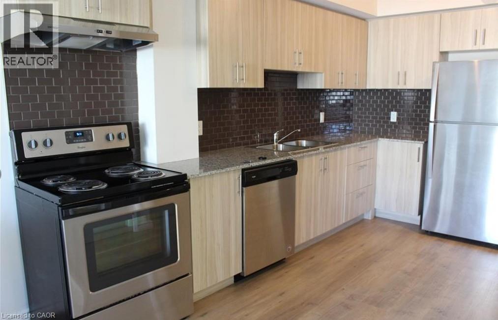 275 Larch Street Unit# G403, Waterloo, Ontario  N2L 3R2 - Photo 2 - 40807179