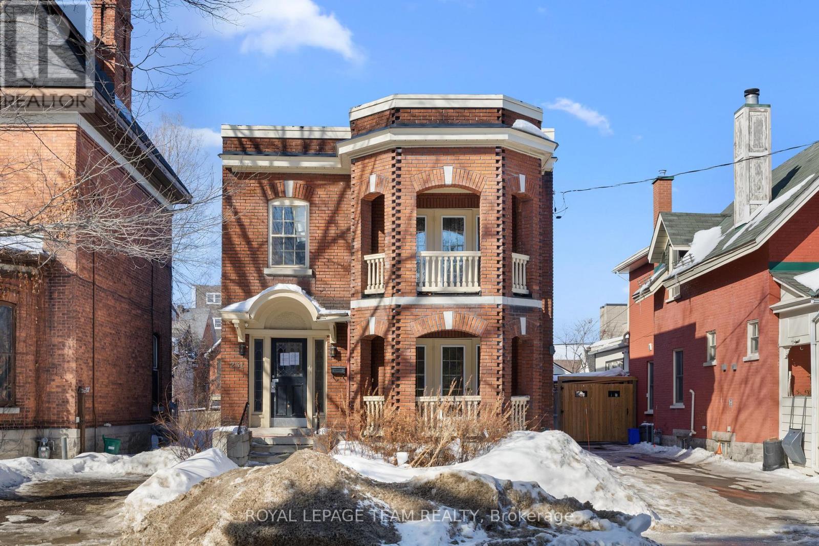 231 DALY AVENUE, Ottawa, Ontario