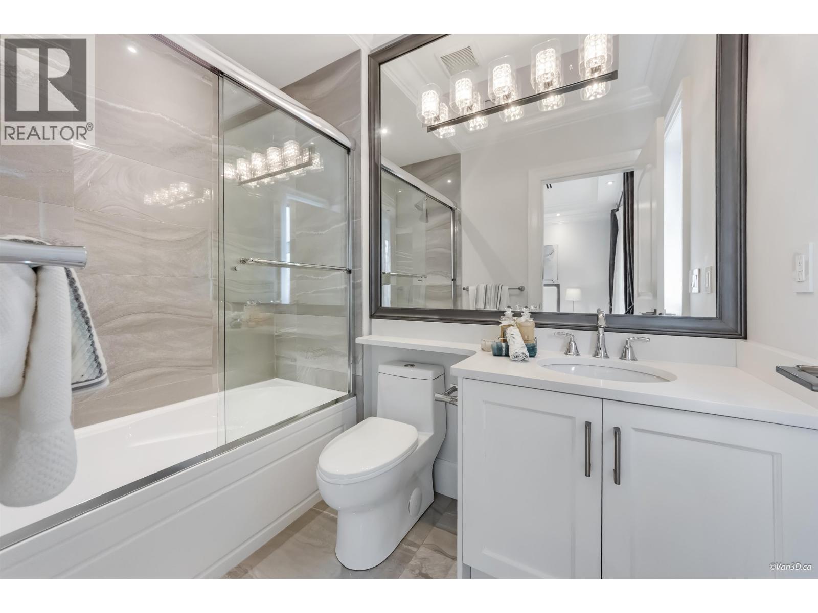 8151 Osgoode Drive, Richmond, British Columbia  V7A 4M3 - Photo 33 - R3092898