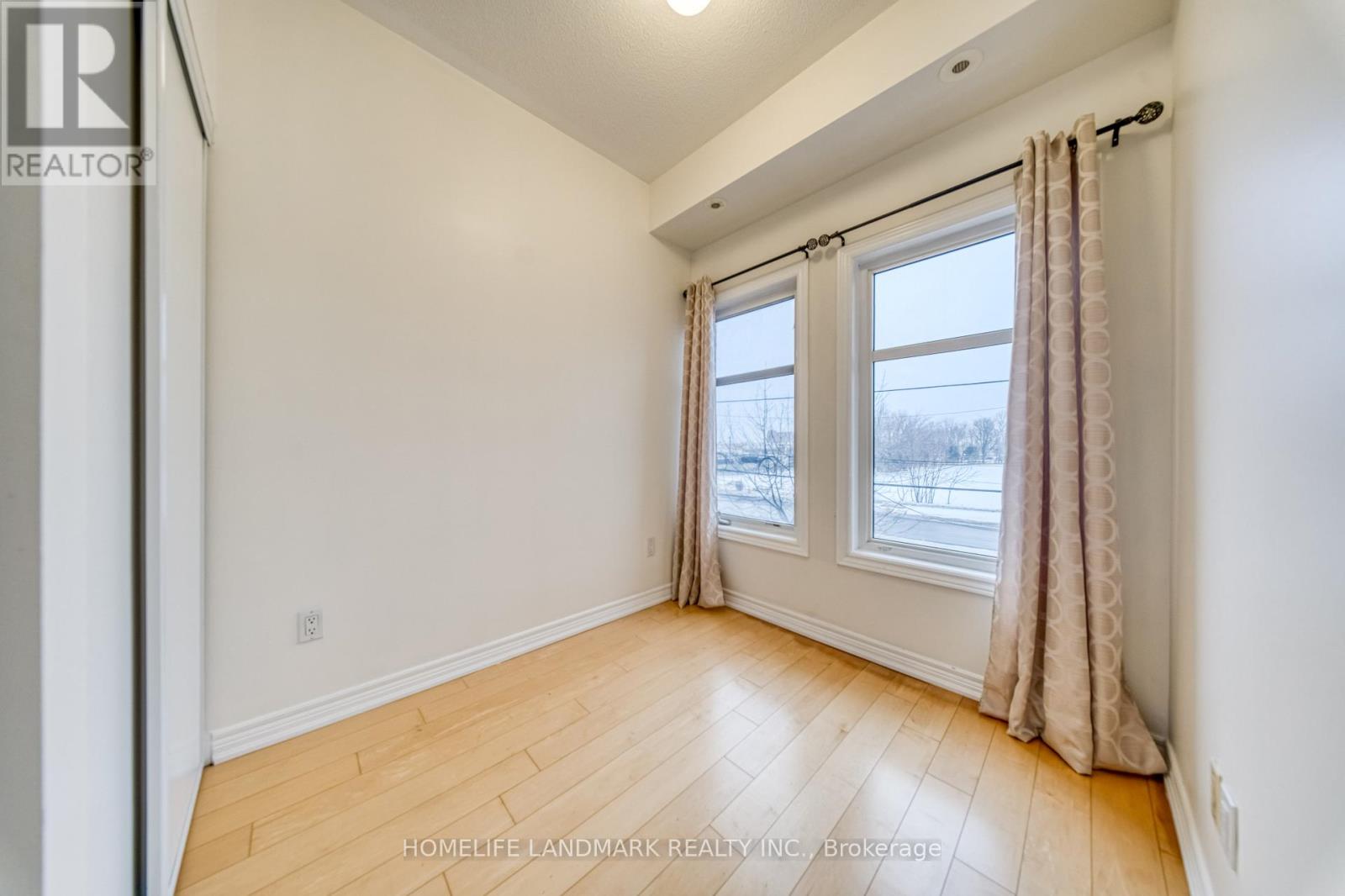 250 - 1496 Victoria Park Avenue, Toronto, Ontario  M4A 2M6 - Photo 15 - C12813924