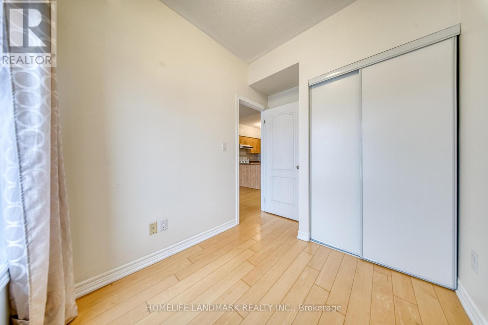 250 - 1496 Victoria Park Avenue, Toronto, Ontario  M4A 2M6 - Photo 16 - C12813924