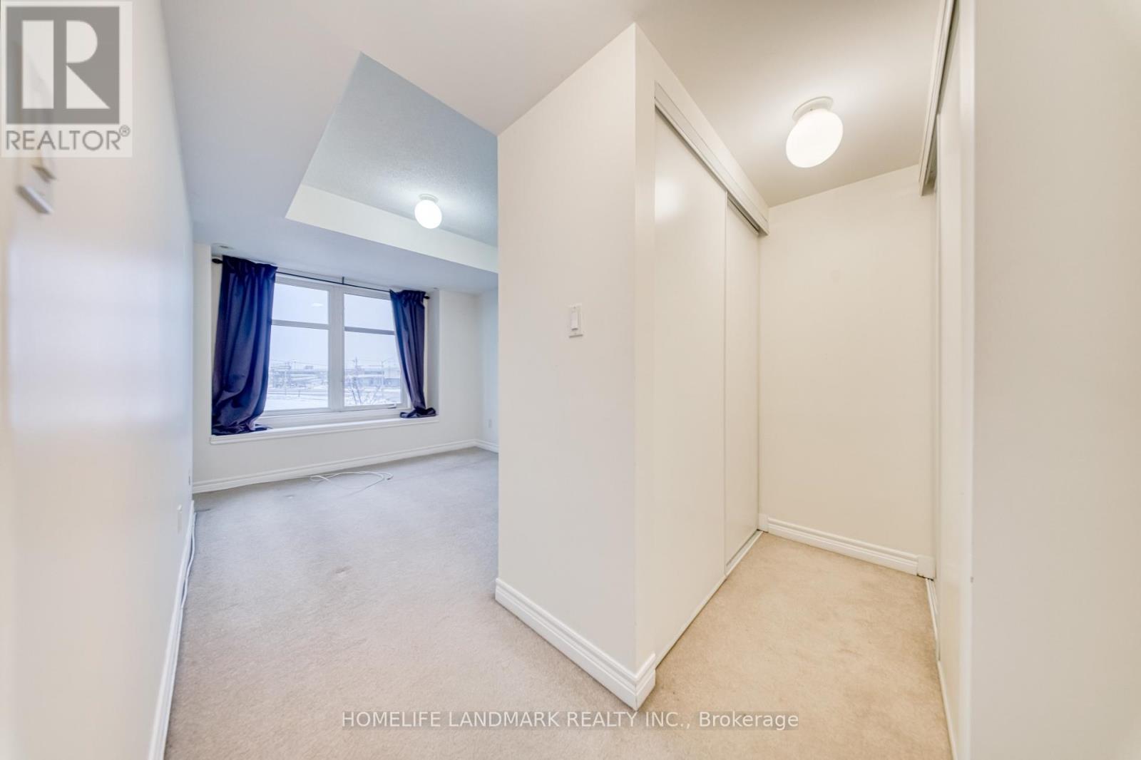 250 - 1496 Victoria Park Avenue, Toronto, Ontario  M4A 2M6 - Photo 18 - C12813924