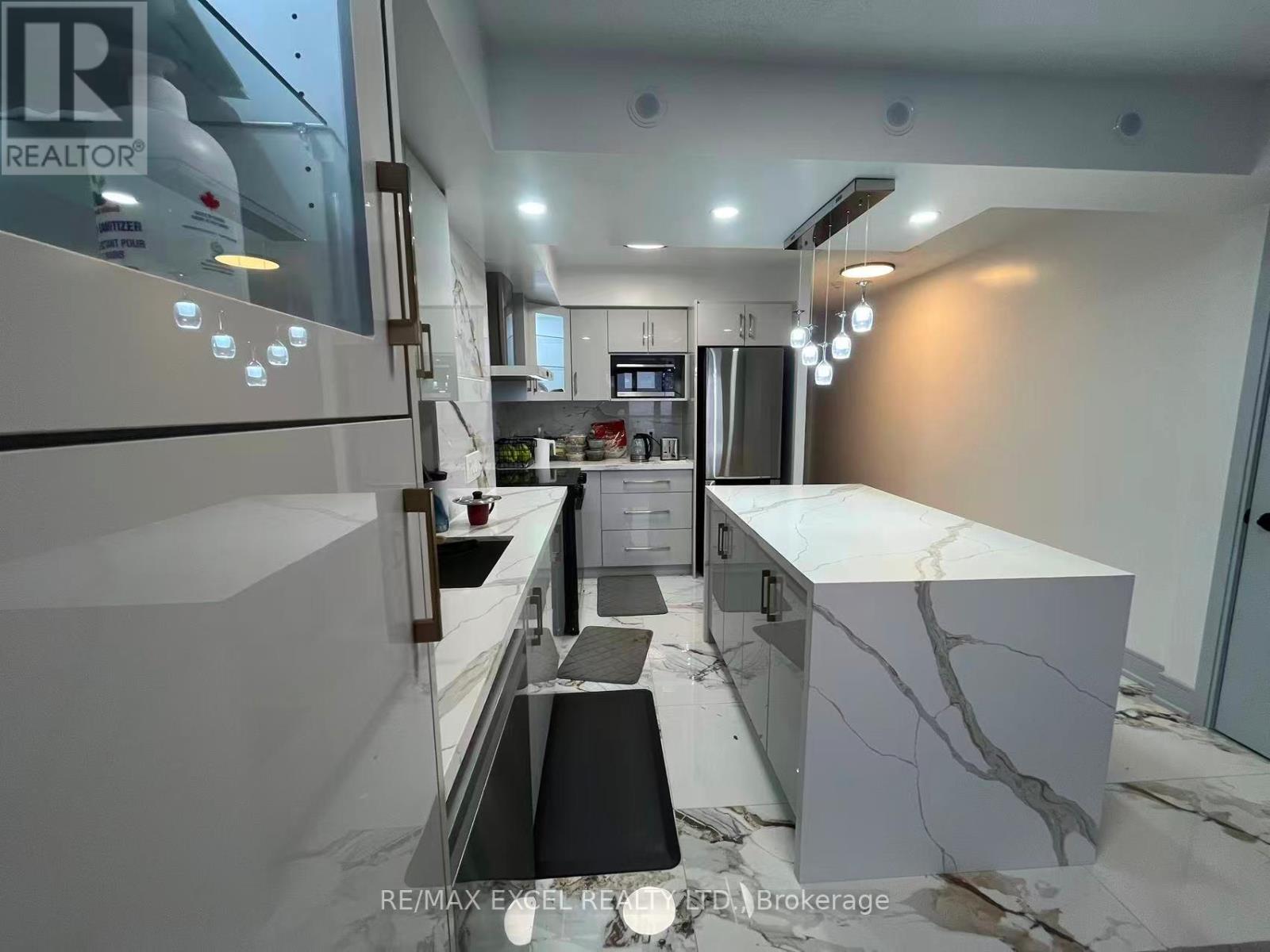 2605 - 125 Village Green Square, Toronto, Ontario  M1S 0G3 - Photo 11 - E12813930