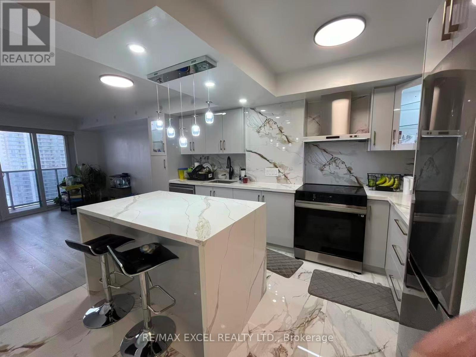 2605 - 125 Village Green Square, Toronto, Ontario  M1S 0G3 - Photo 6 - E12813930