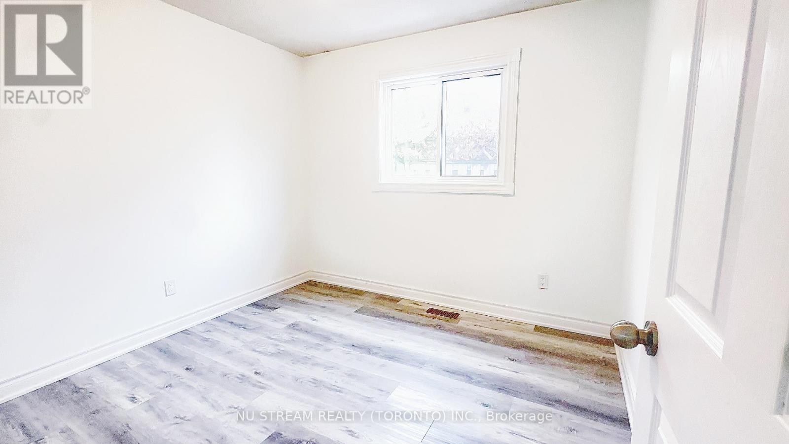 Ground - 46 Stainforth Drive, Toronto, Ontario  M1S 1L8 - Photo 3 - E12813938