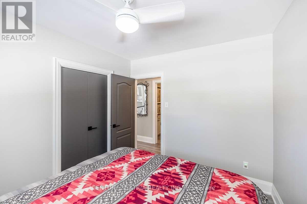 Main Floor - 97 Shirley Avenue, Barrie, Ontario  L4N 1N3 - Photo 16 - S12813926