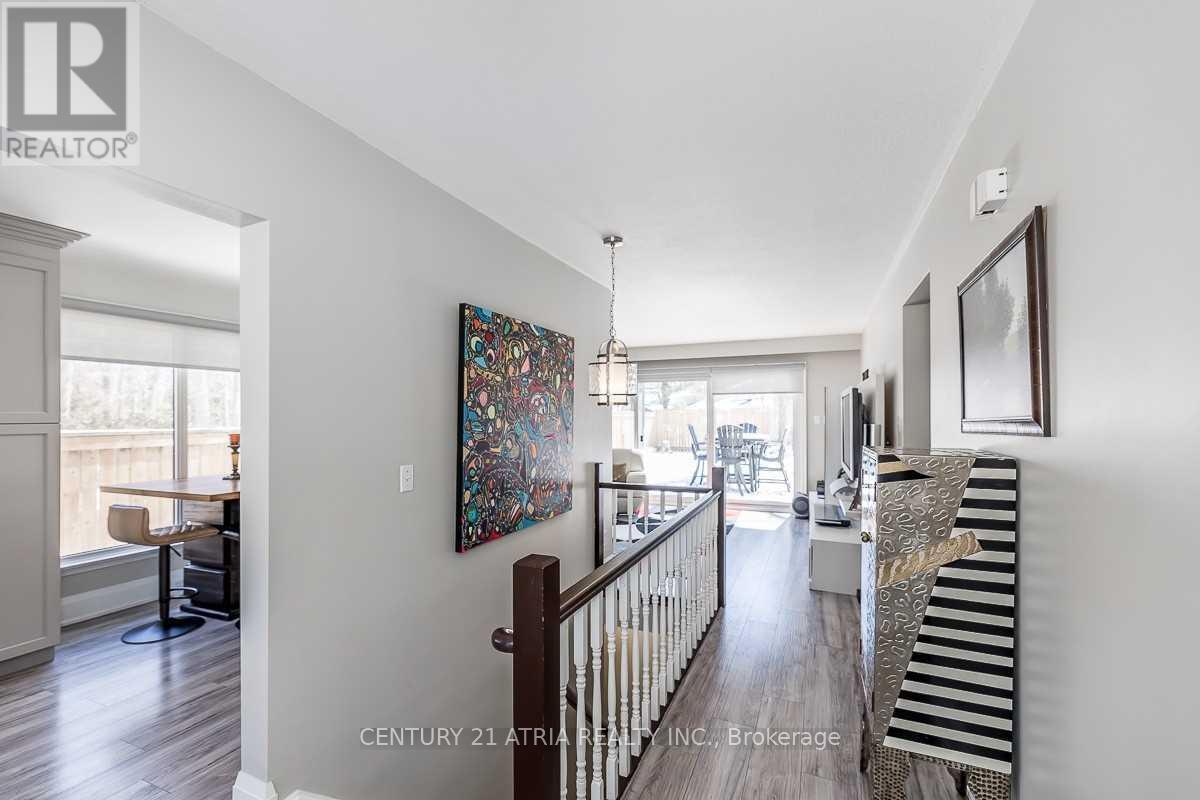 Main Floor - 97 Shirley Avenue, Barrie, Ontario  L4N 1N3 - Photo 2 - S12813926