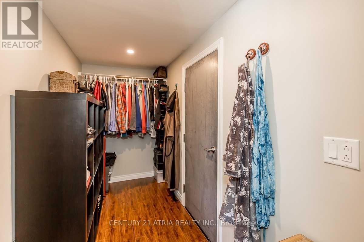 Main Floor - 97 Shirley Avenue, Barrie, Ontario  L4N 1N3 - Photo 20 - S12813926