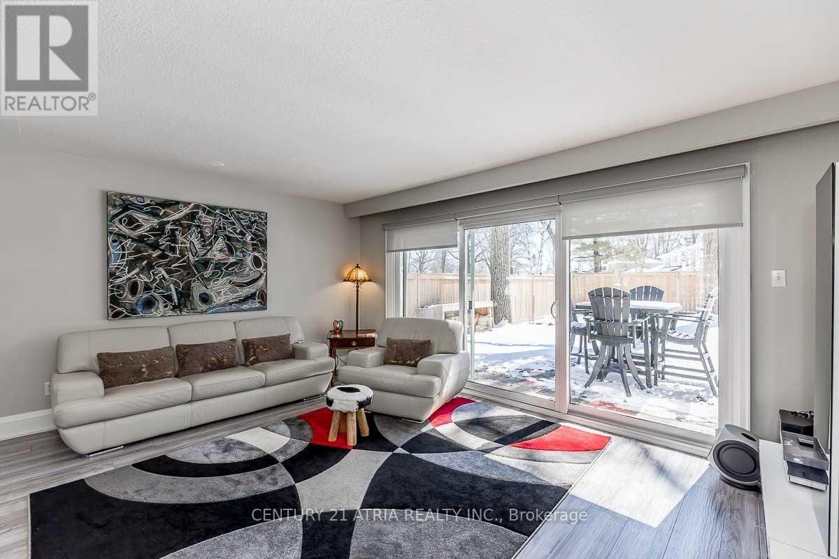 Main Floor - 97 Shirley Avenue, Barrie, Ontario  L4N 1N3 - Photo 8 - S12813926