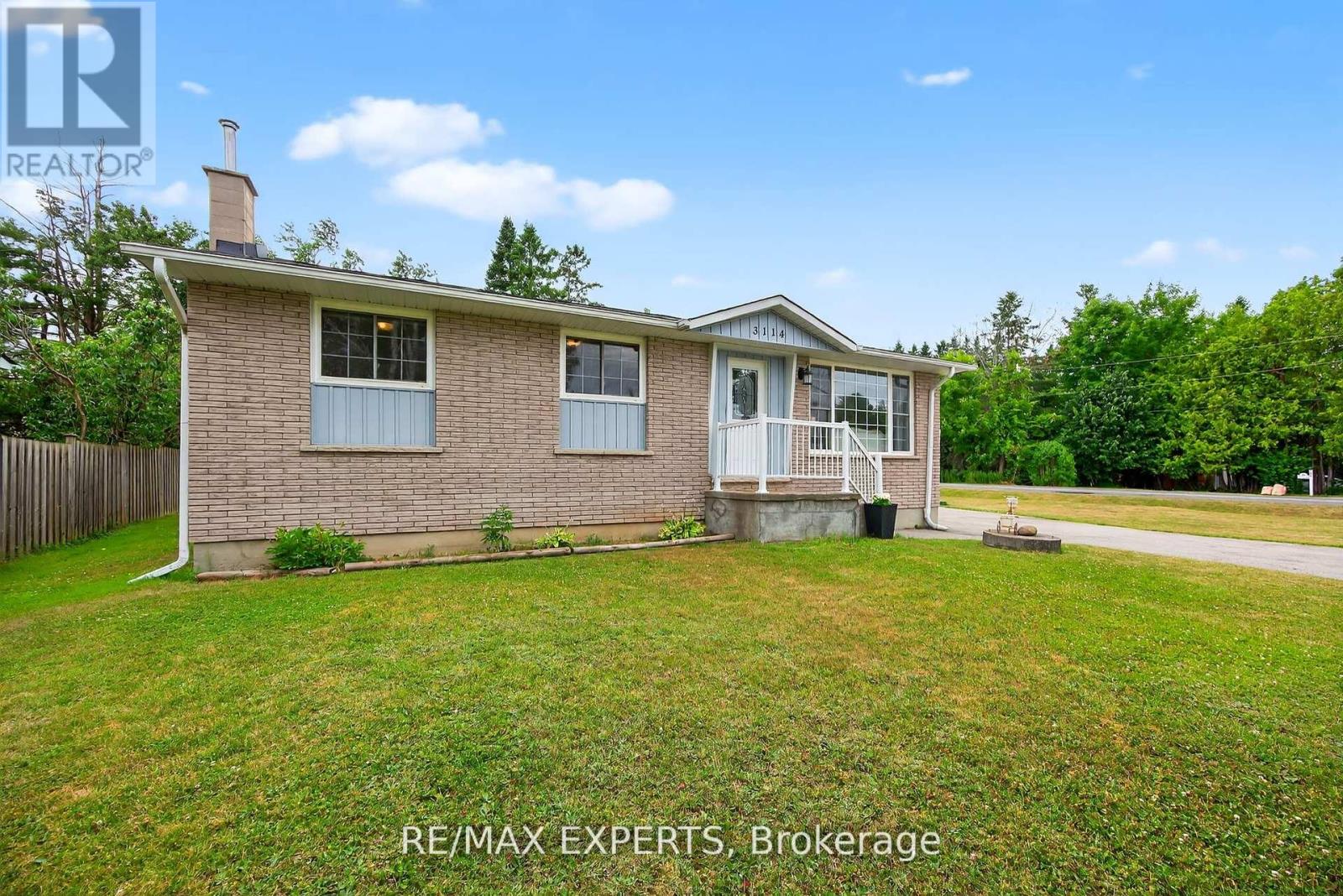 3114 Poplar Road, Innisfil, Ontario  L9S 2J9 - Photo 2 - N12813162