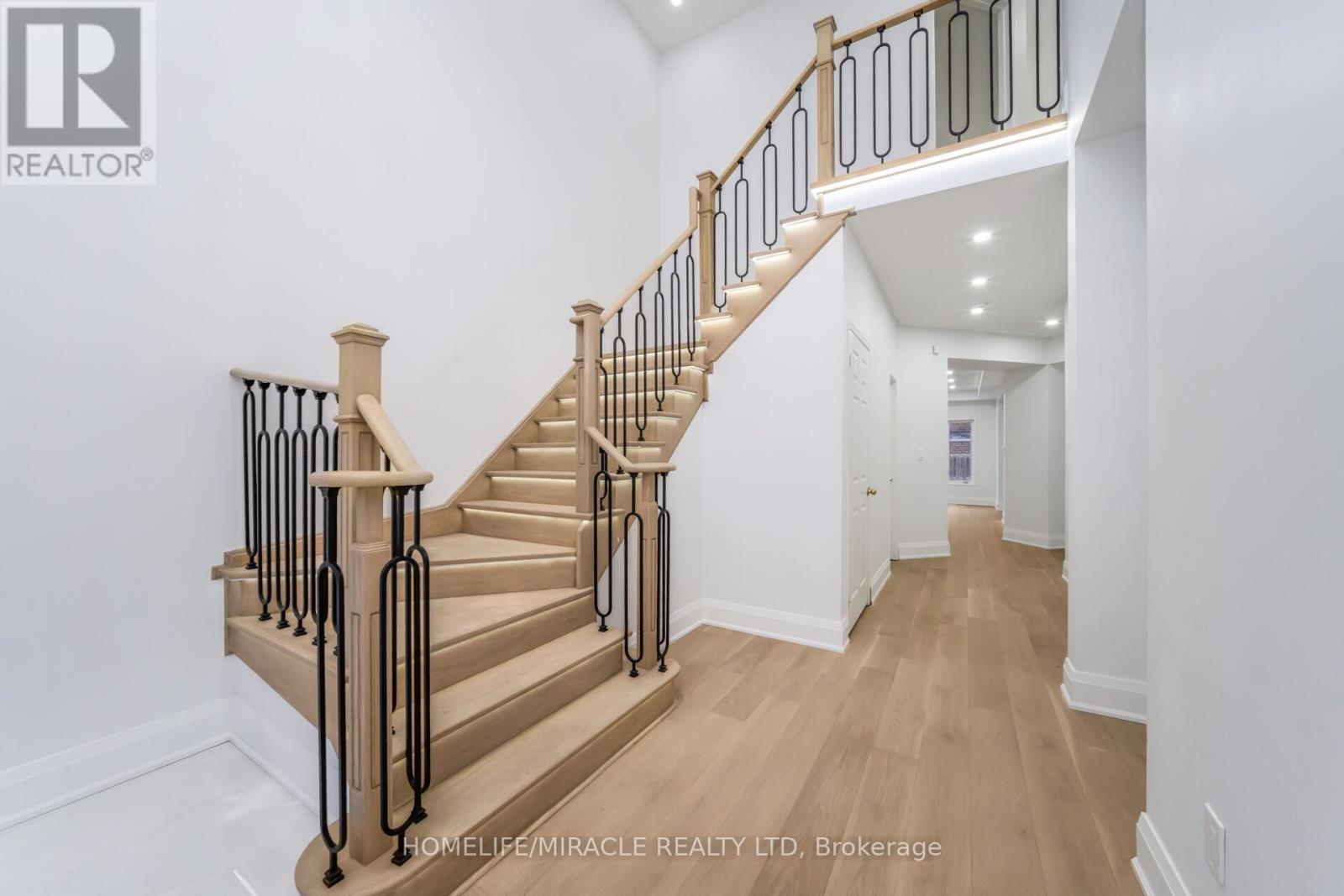 18 Dawes Road, Brampton, Ontario  L6X 0R9 - Photo 10 - W12813918