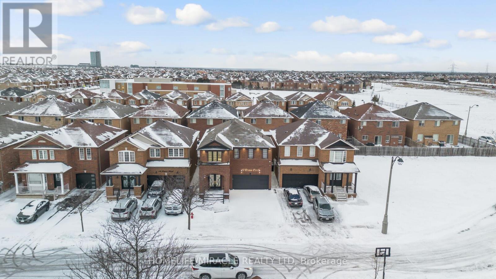 18 Dawes Road, Brampton, Ontario  L6X 0R9 - Photo 5 - W12813918