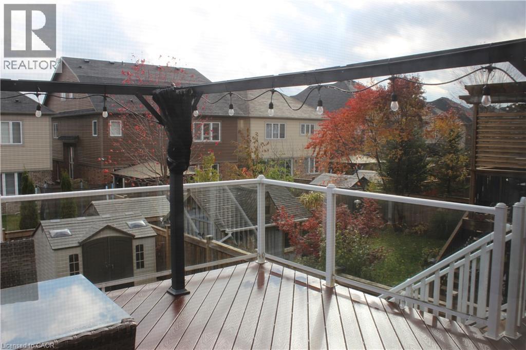 561 Thomas Slee Drive, Kitchener, Ontario  N2P 2Y7 - Photo 6 - 40807183