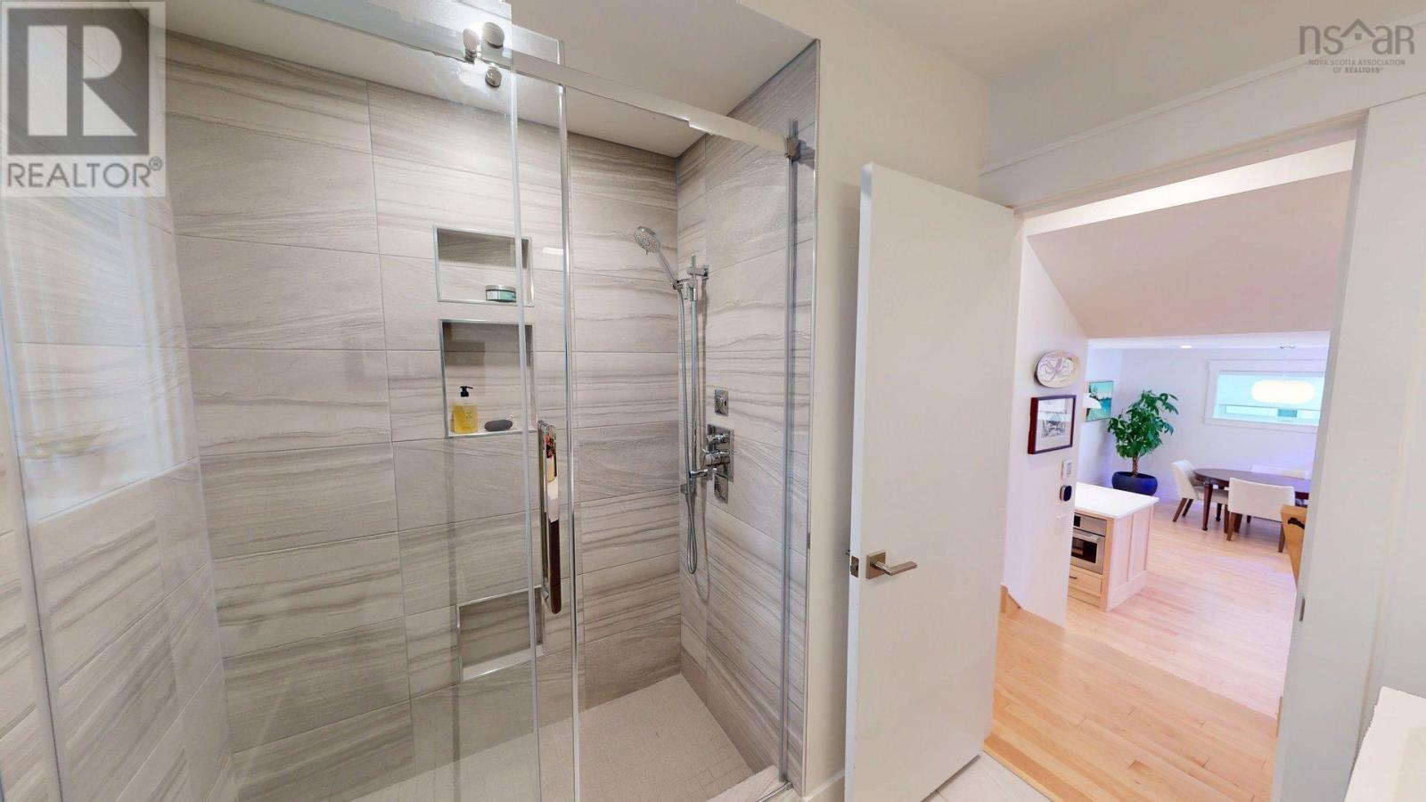 6368 Edinburgh Street, Halifax, Nova Scotia  B3L 1W4 - Photo 25 - 202603274