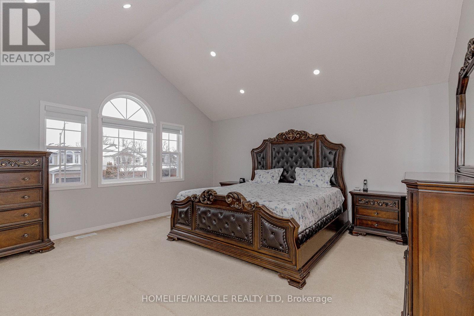 128 Karalee Crescent, Cambridge, Ontario  N3C 4H4 - Photo 27 - X12813914