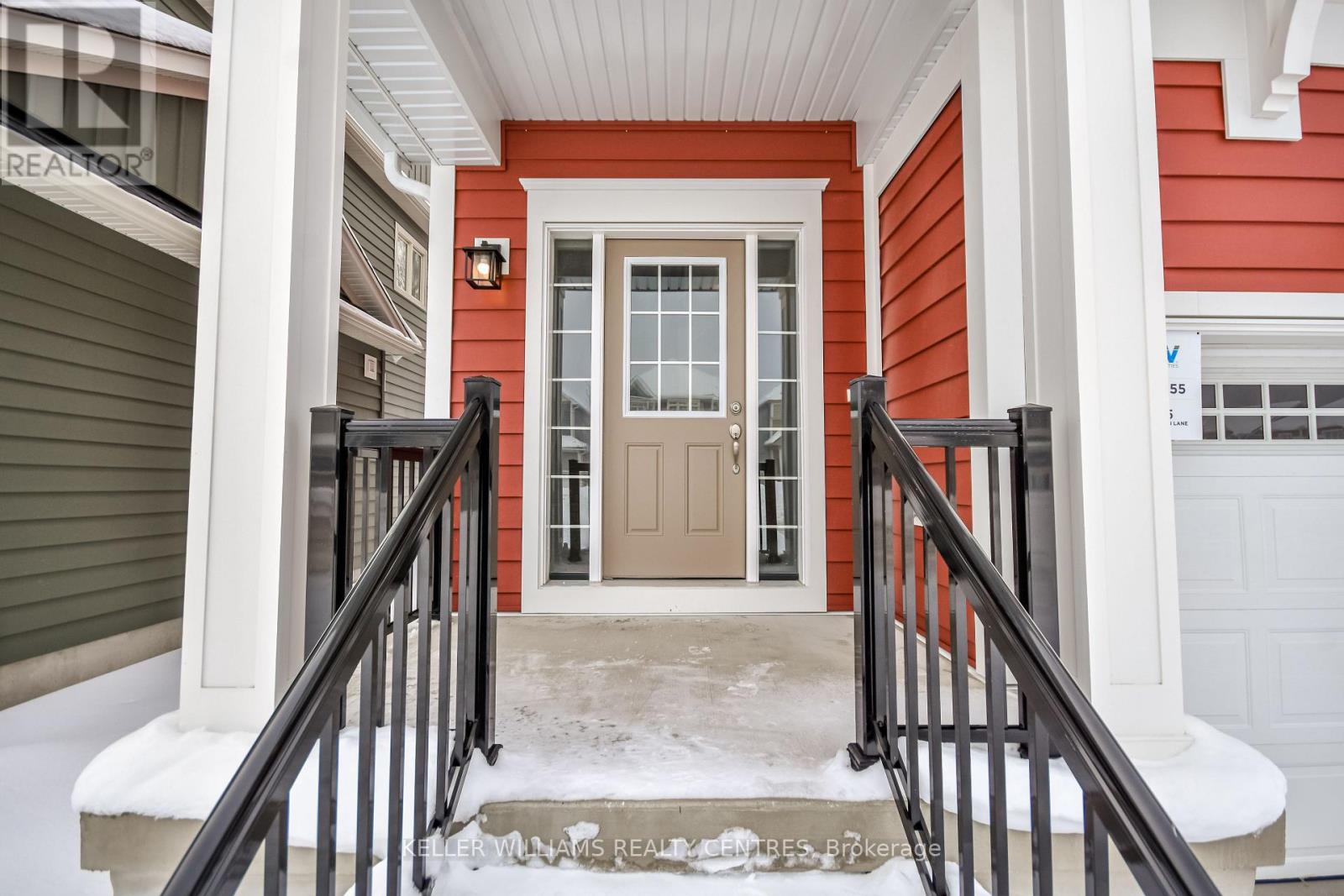 125 Mceachern Lane, Gravenhurst, Ontario  P1P 0H8 - Photo 2 - X12813936