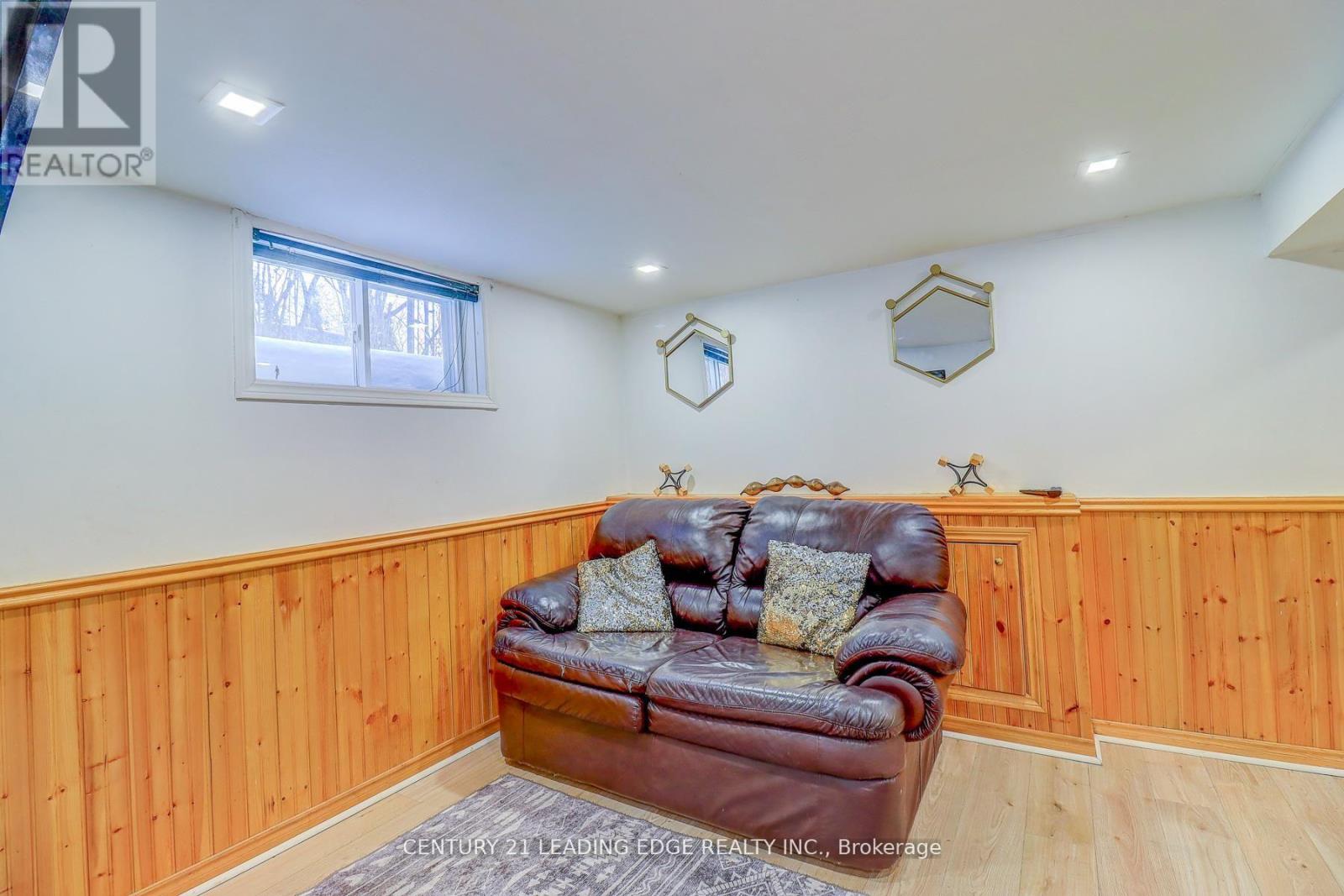 107 Lakeland Crescent, Richmond Hill, Ontario  L4E 3A1 - Photo 37 - N12813426