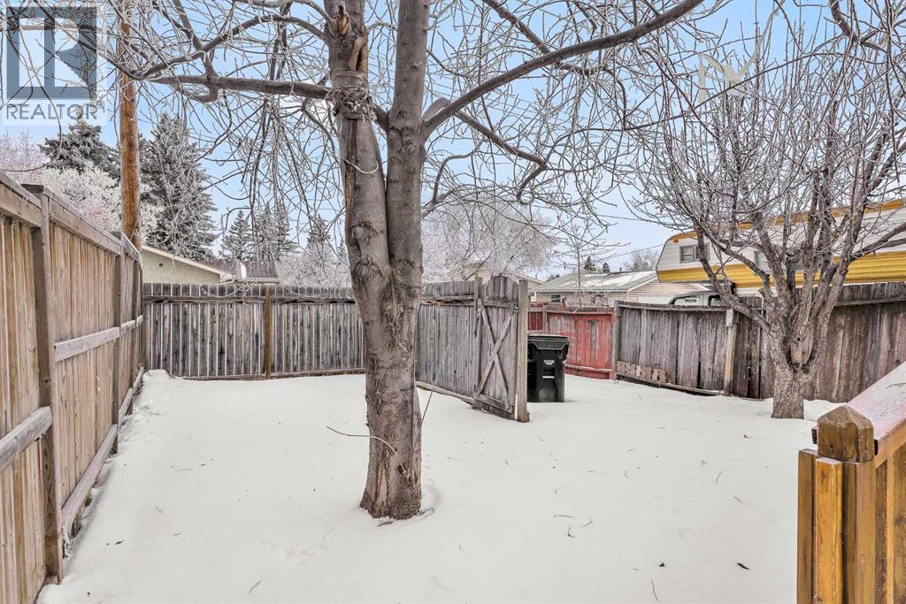 111 Dovertree Place Se, Calgary, Alberta  t2b 2k3 - Photo 24 - A2277343