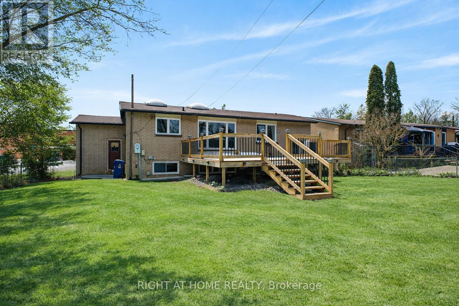30 Ptarmigan Crescent, Toronto (Parkwoods-Donalda), Ontario  M3A 1W3 - Photo 27 - C12804534