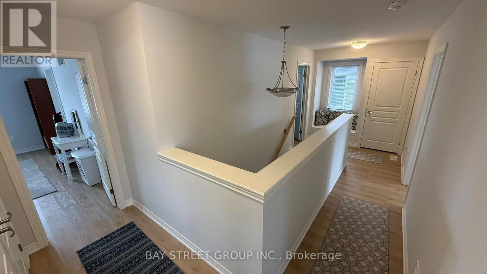 135 Juneberry Road, Thorold (Confederation Heights), Ontario  L2V 0H8 - Photo 11 - X12813944