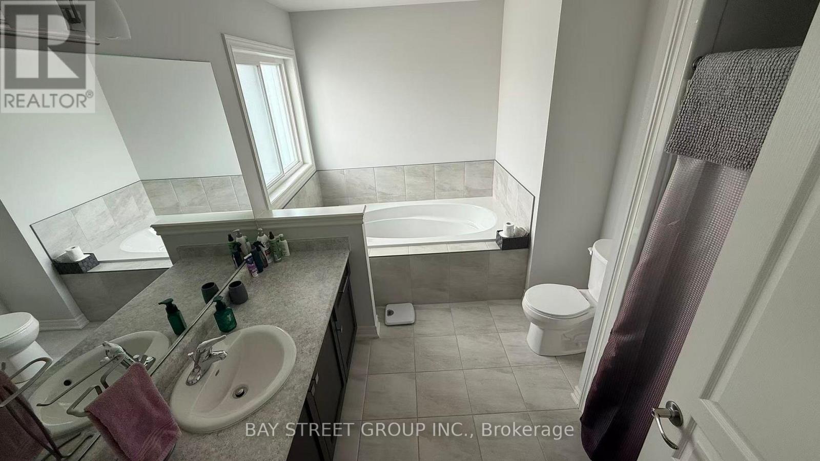 135 Juneberry Road, Thorold (Confederation Heights), Ontario  L2V 0H8 - Photo 14 - X12813944