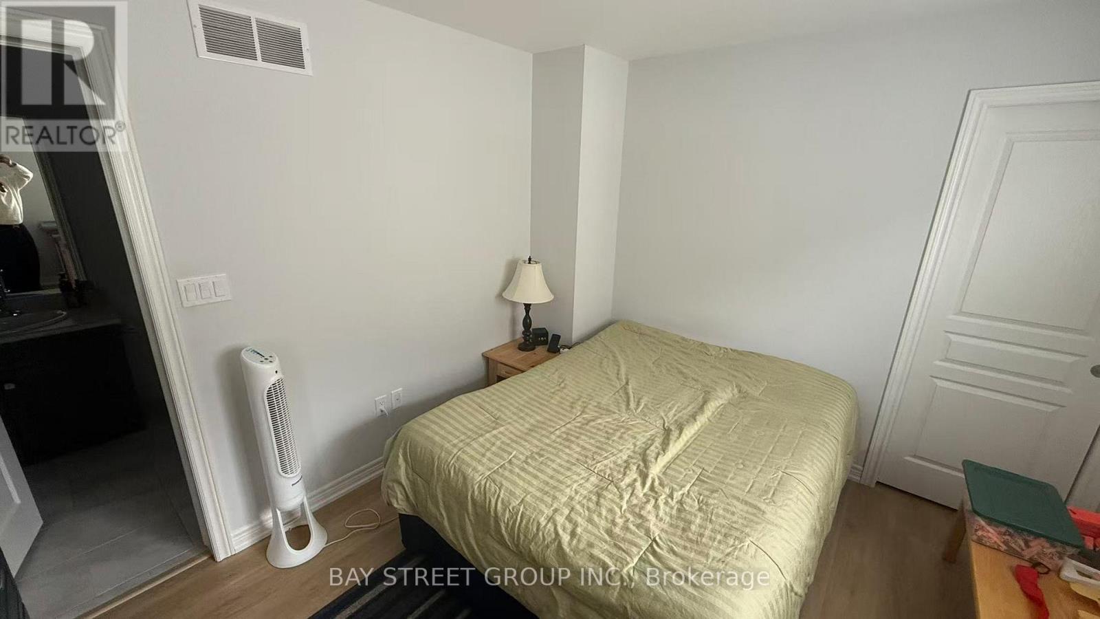 135 Juneberry Road, Thorold (Confederation Heights), Ontario  L2V 0H8 - Photo 19 - X12813944