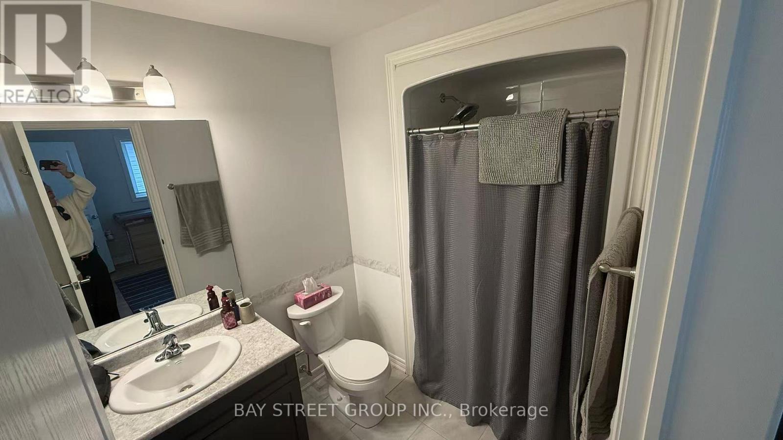 135 Juneberry Road, Thorold (Confederation Heights), Ontario  L2V 0H8 - Photo 20 - X12813944