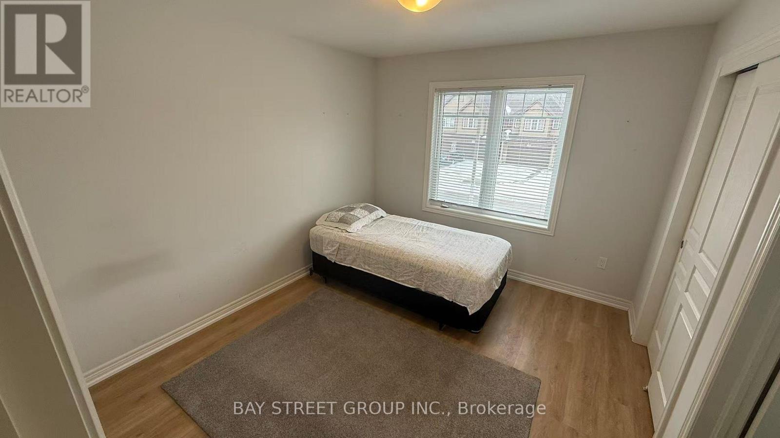 135 Juneberry Road, Thorold (Confederation Heights), Ontario  L2V 0H8 - Photo 21 - X12813944