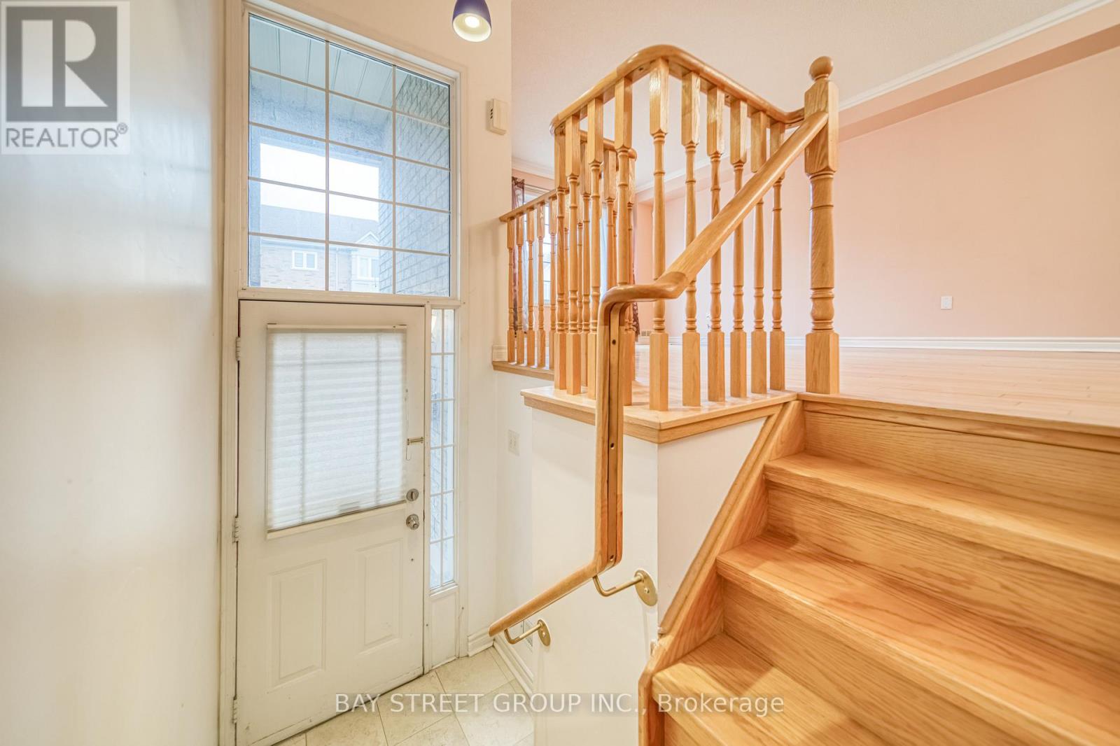 27 Orchid Road, Markham, Ontario  L3T 7T7 - Photo 2 - N12813940