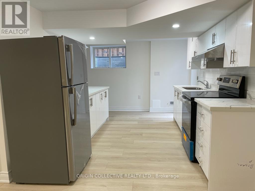 Lower - 5506 Fleur De Lis Court, Mississauga, Ontario  L5R 2Z5 - Photo 3 - W12813954