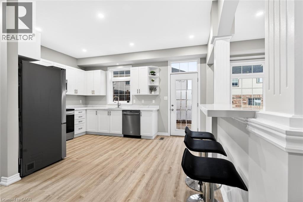 8 Bousfield Court, Waterdown, Ontario  L8B 0T3 - Photo 15 - 40806943