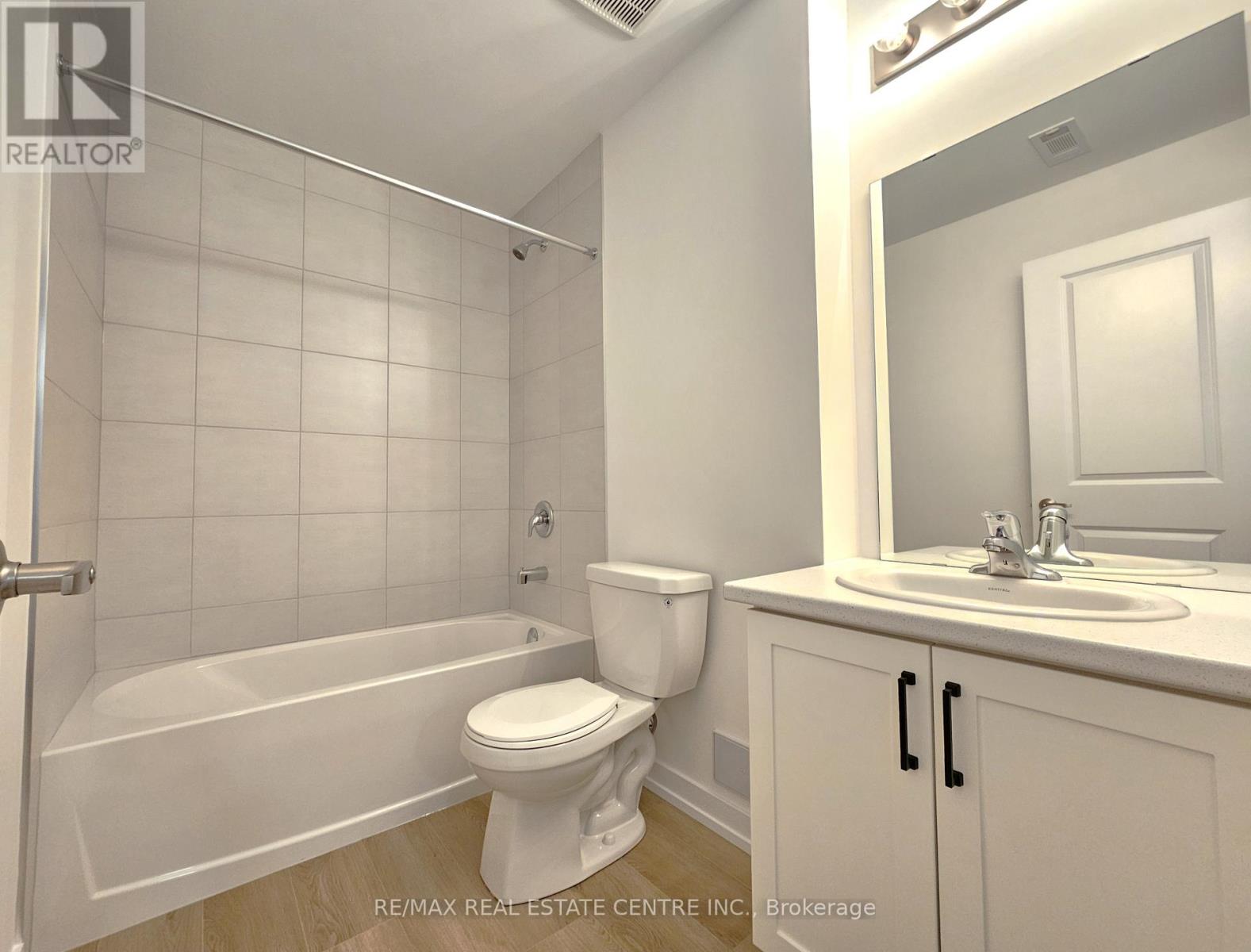 11 - 70 Kenesky Drive, Hamilton, Ontario  L8B 1Y4 - Photo 22 - X12813950