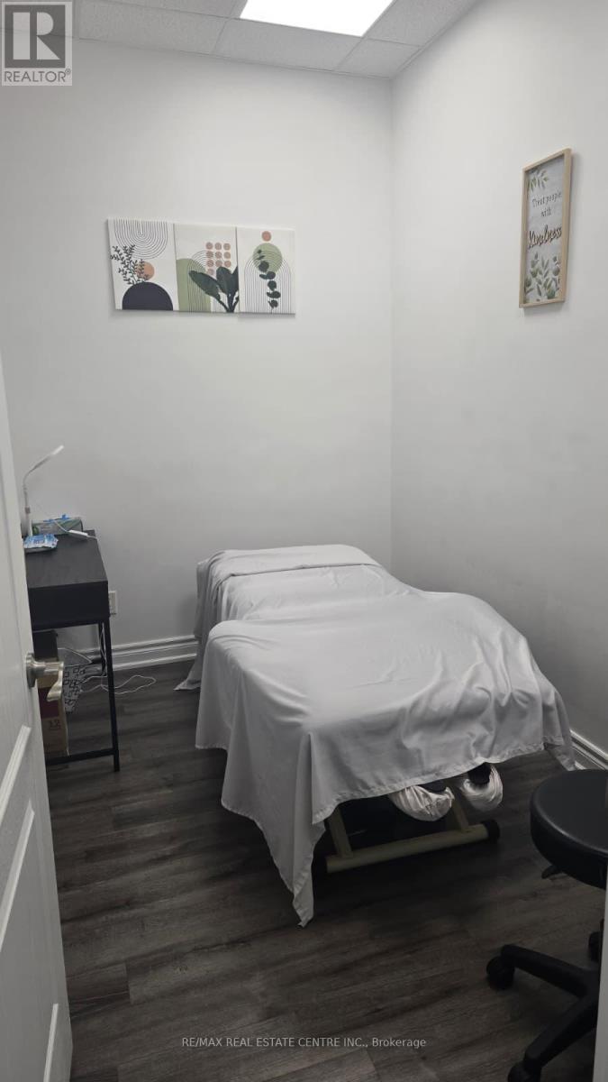 19 - 25 Karachi Drive, Markham, Ontario  L3S 0B5 - Photo 5 - N12812524