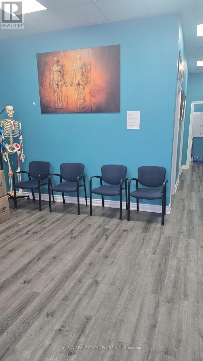 19 - 25 Karachi Drive, Markham, Ontario  L3S 0B5 - Photo 3 - N12812524