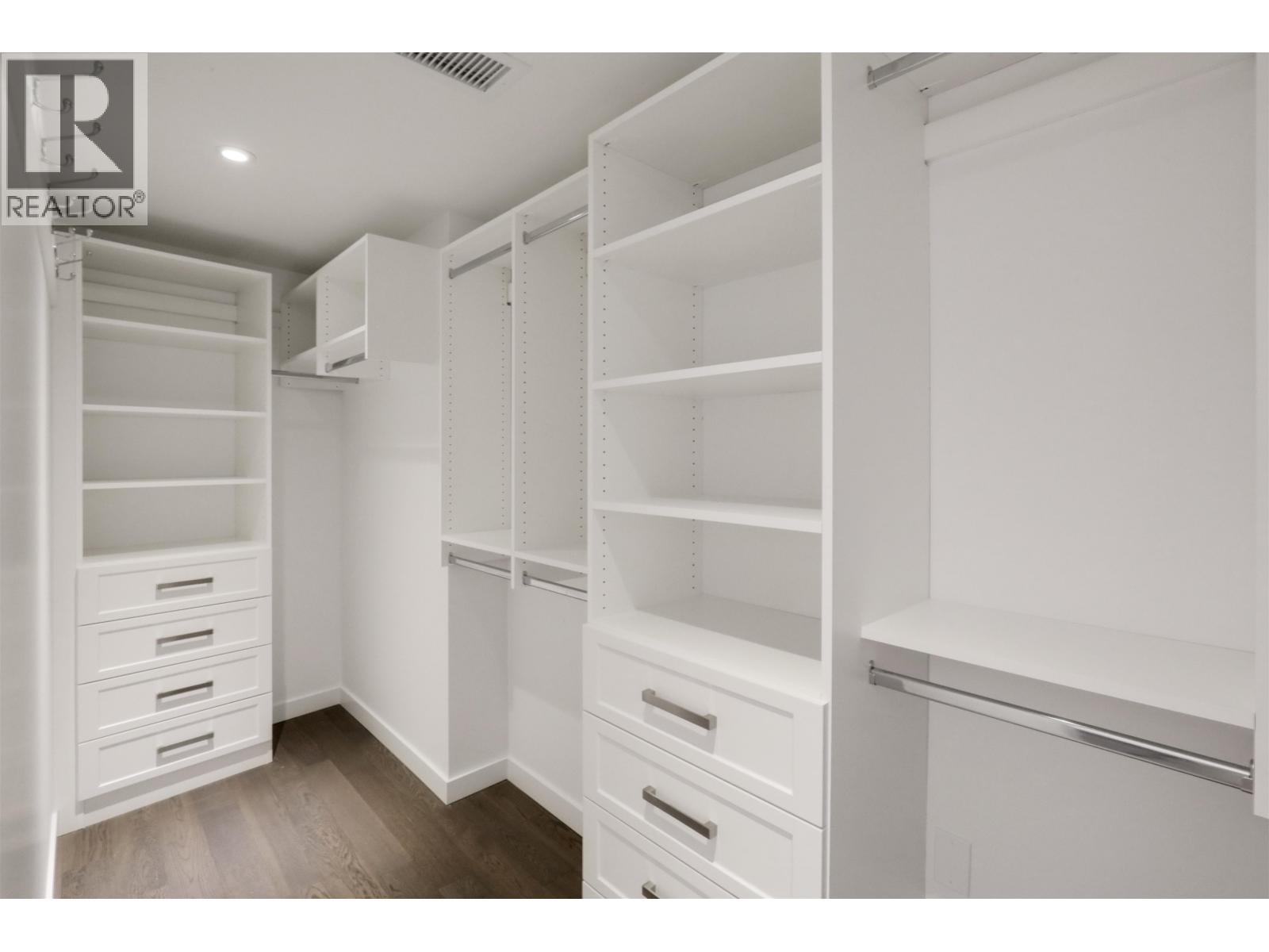 1302 1688 Pullman Porter Street, Vancouver, British Columbia  V6A 0H3 - Photo 9 - R3092915