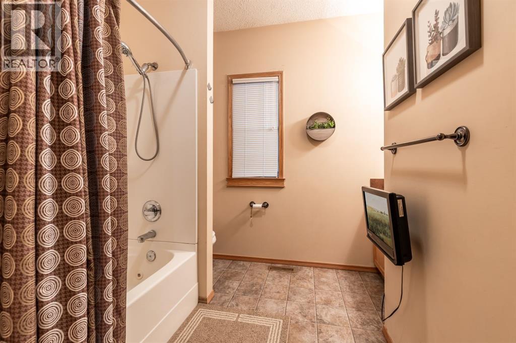 29 10 Street Se, Medicine Hat, Alberta  T1A 1P8 - Photo 19 - A2282589