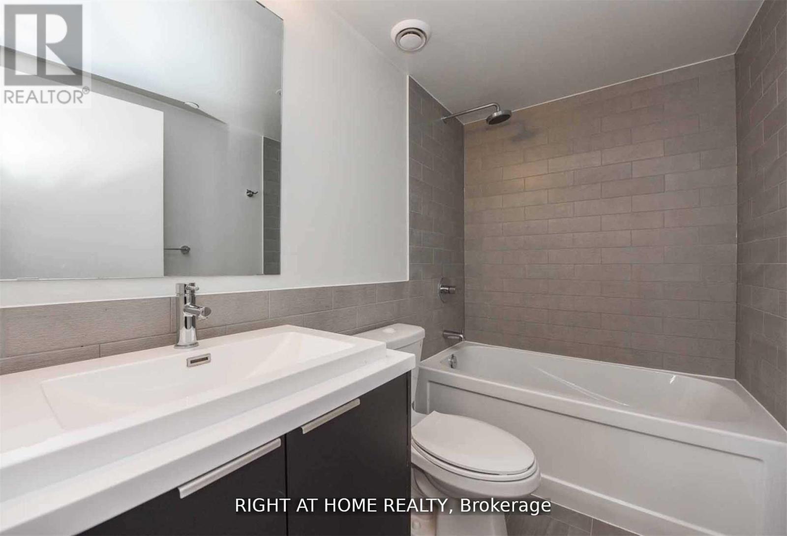 2702n - 6 Sonic Way, Toronto, Ontario  M3C 0P1 - Photo 13 - C12813980