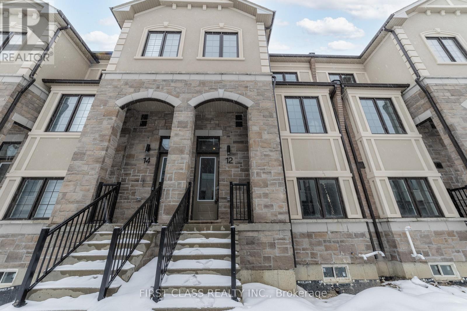 12 MERMOT LANE, Richmond Hill, Ontario