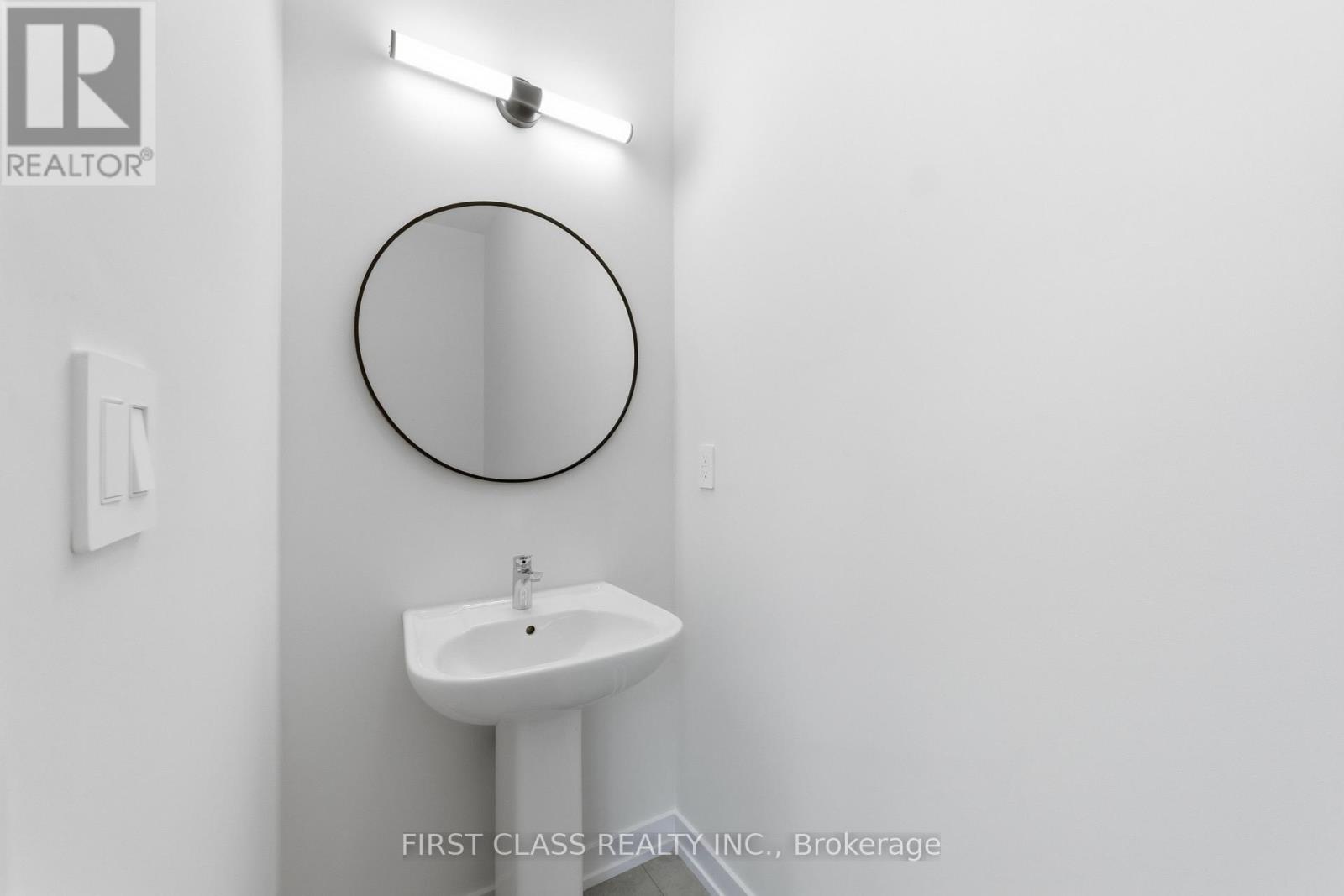 12 Mermot Lane, Richmond Hill, Ontario  L4B 0J5 - Photo 32 - N12813992