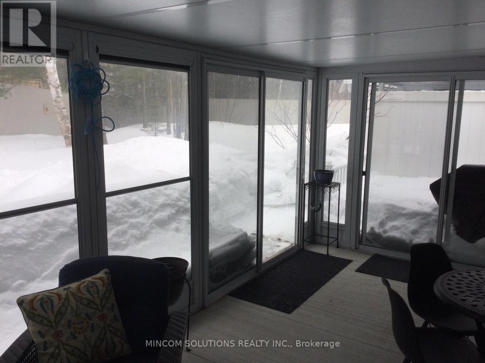 92 Clover Crescent, Wasaga Beach, Ontario  L9Z 0G4 - Photo 18 - S12813978