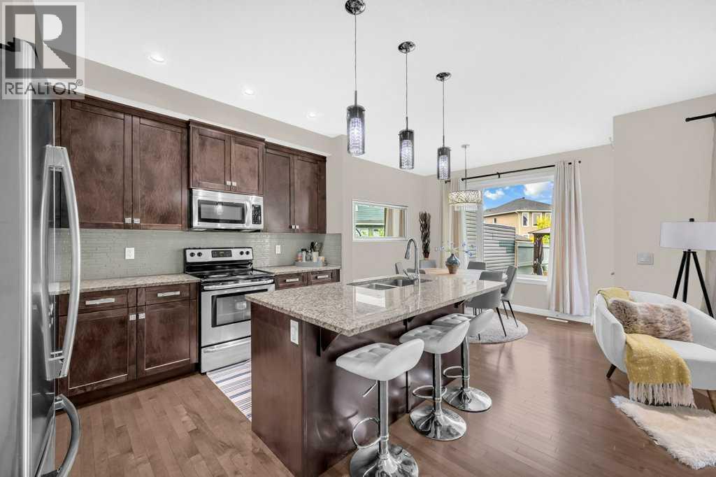 54 Redstone Mews Ne, Calgary, Alberta  T3N 0N5 - Photo 6 - A2258182