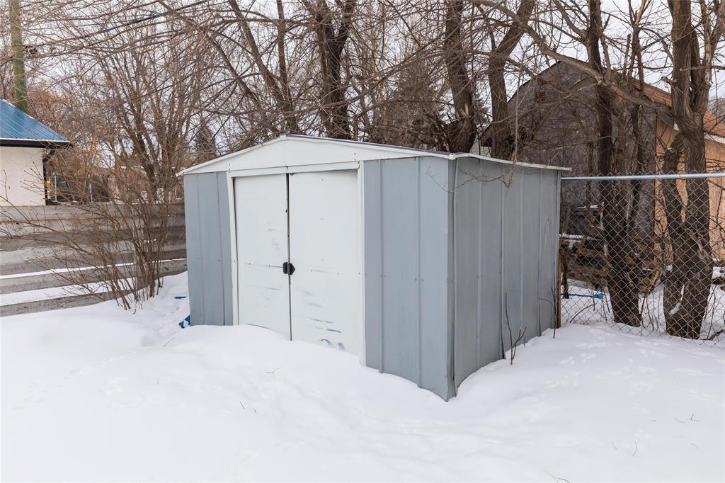 79 Cloverdale Street, Steinbach, Manitoba  R5G 2B9 - Photo 27 - 202603211