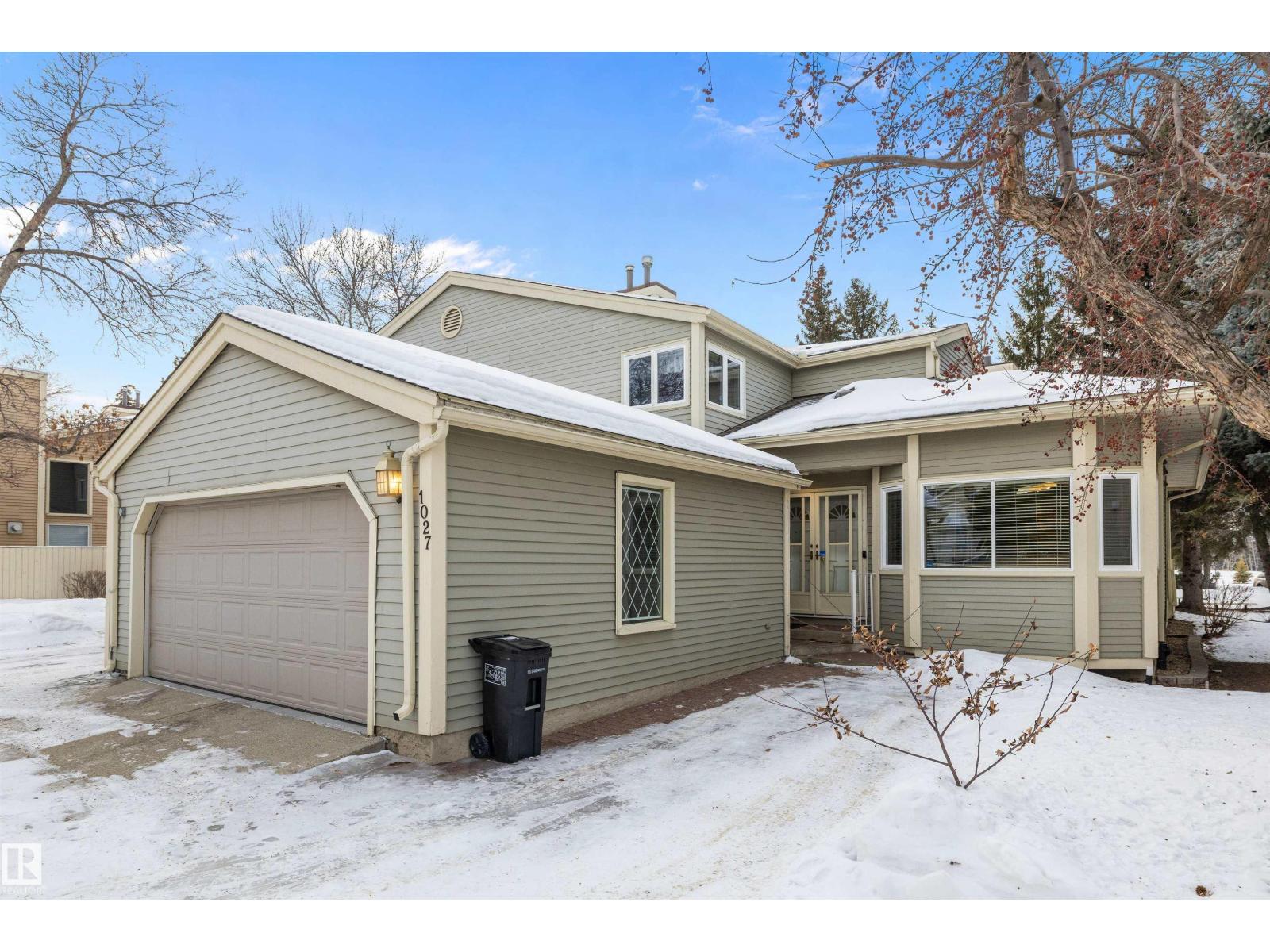 1027 109 St Nw, Edmonton, Alberta  T6J 5G2 - Photo 3 - E4471965