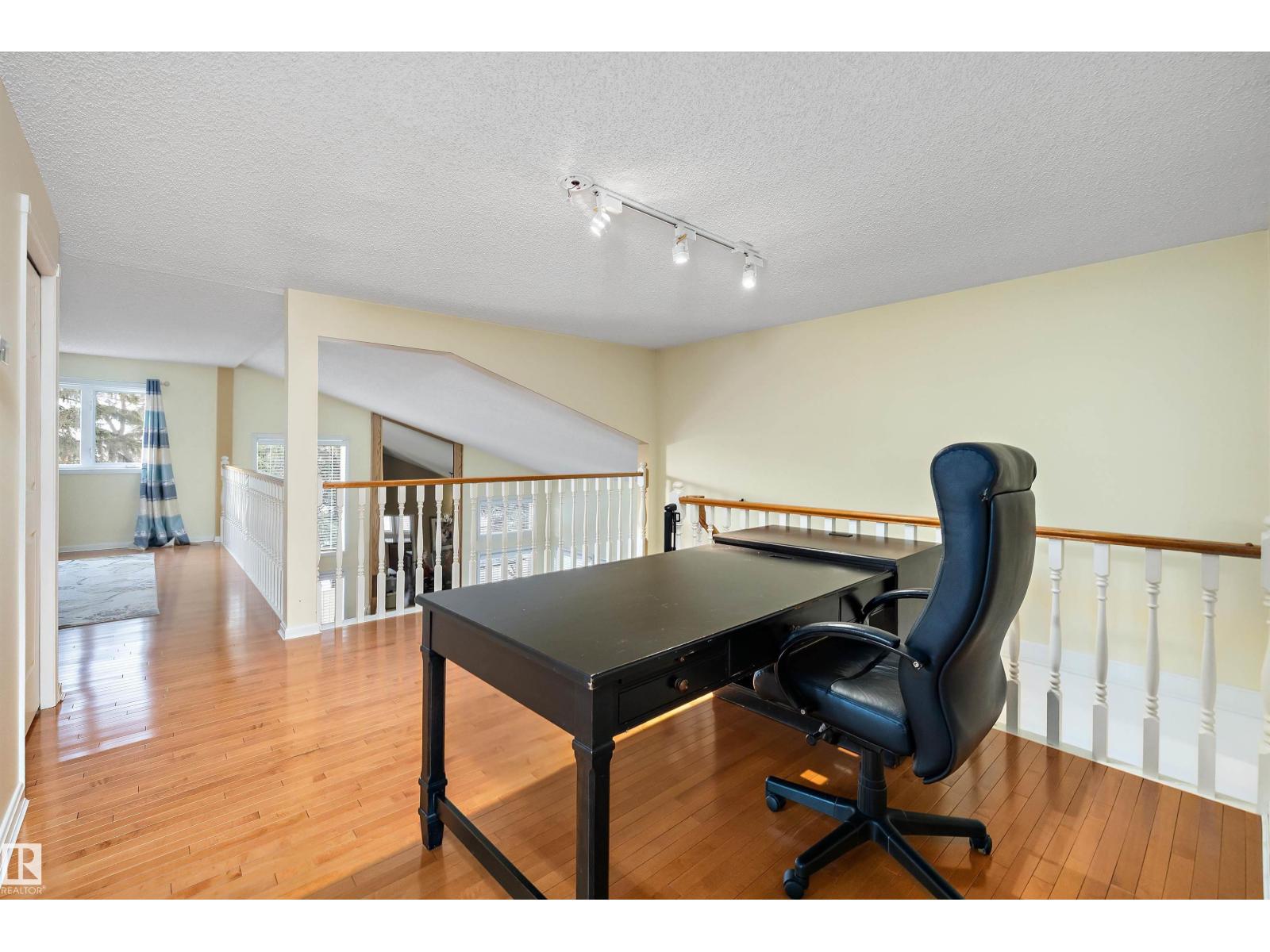 1027 109 St Nw, Edmonton, Alberta  T6J 5G2 - Photo 30 - E4471965